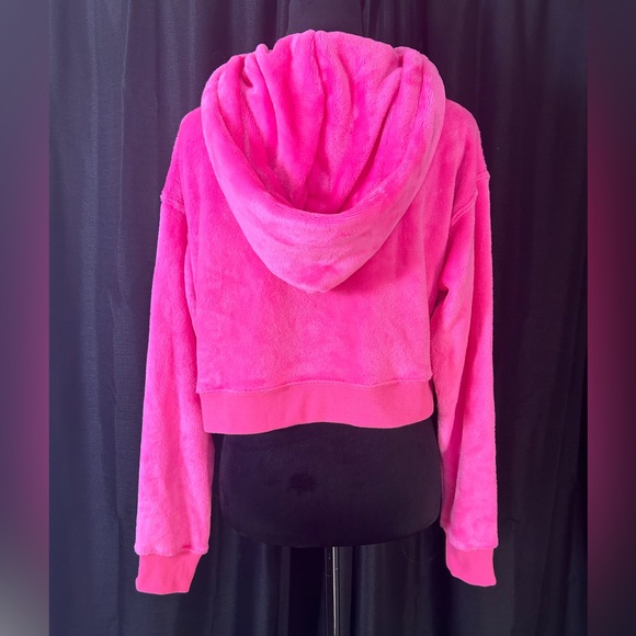 URBAN OUTFITTERS Pink Oversized Soft Fuzzy Loungewear Sweatshirt Small s4 - Picture 4 of 8
